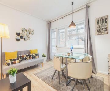 Nice Apartment with Veranda in Gaia - 3D