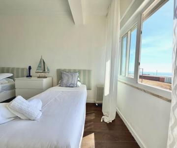 The Luxe View Spot