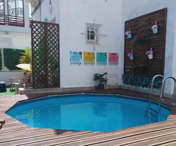Happy Day Suite Hostel