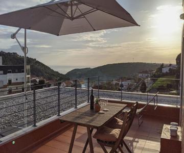 Lovelystay - Sesimbra 3bdr Apartment W/terrace