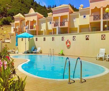 Oceanview Duplex Shared Pool & Beach Sesimbra