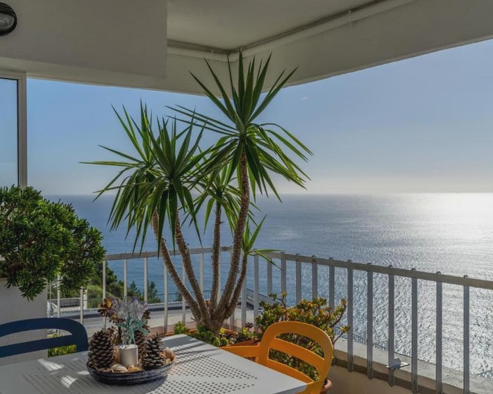 To see the sea apartment