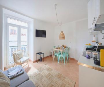 Central Stay, 10 Min to Beach, By TimeCooler