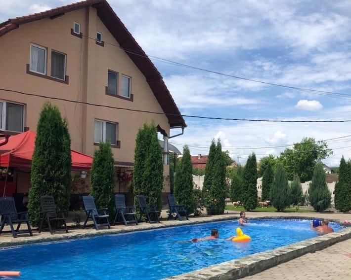 Giandra Resort