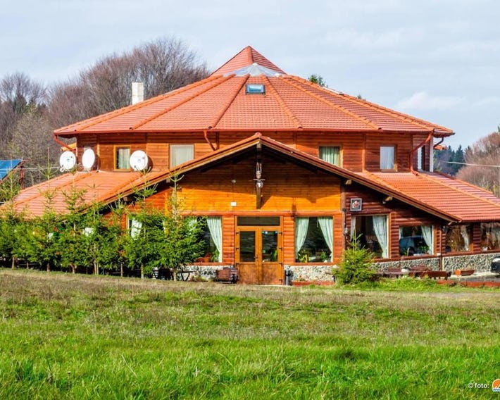 Pensiunea Casa Zmeilor