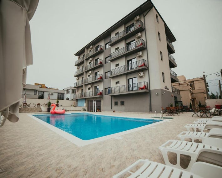 Kharisma Hotel