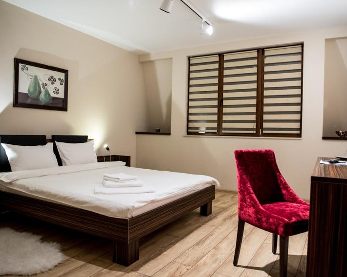 Luxe Stay