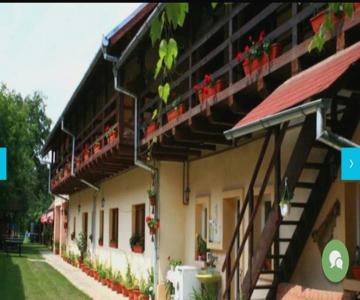 Pensiunea Leia Cârtișoara