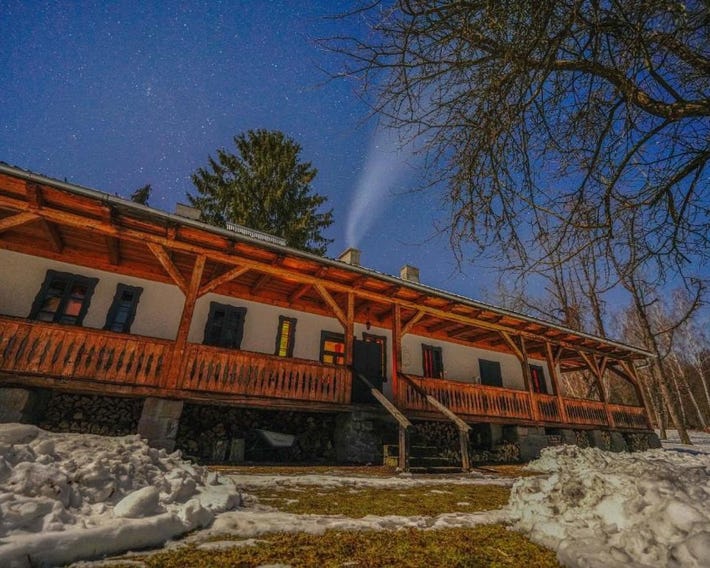 Dobrica Hunting Lodge