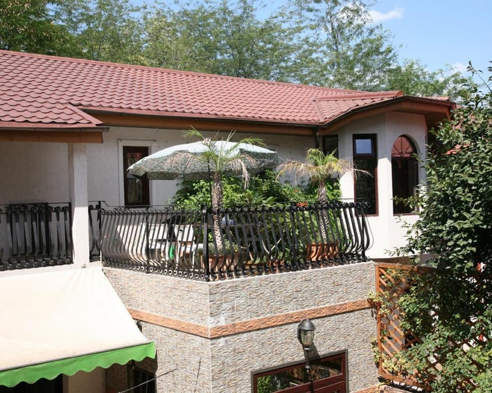 City Garden Hotel