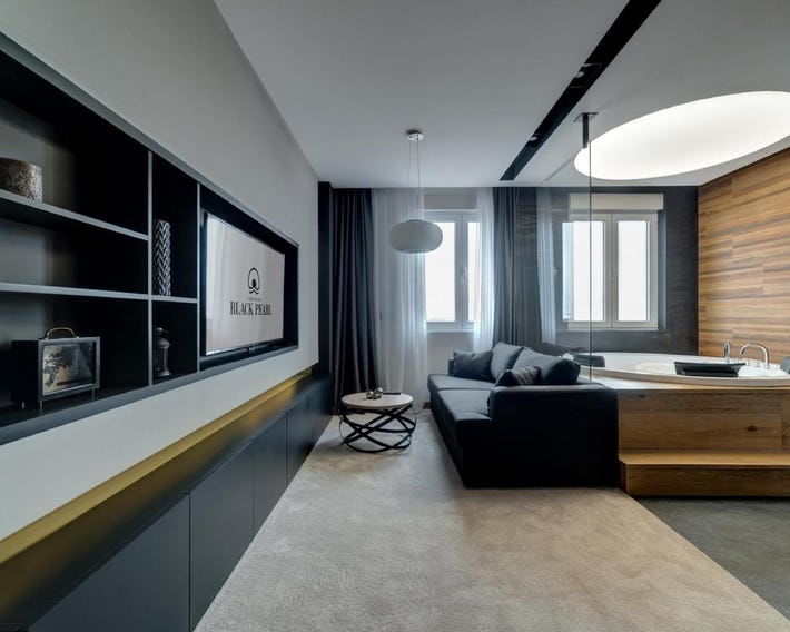 Black Pearl Luxury Suites