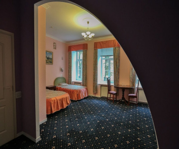 Korona Guest Center