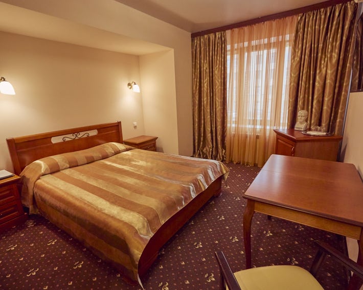 Le Vashoff Hotel