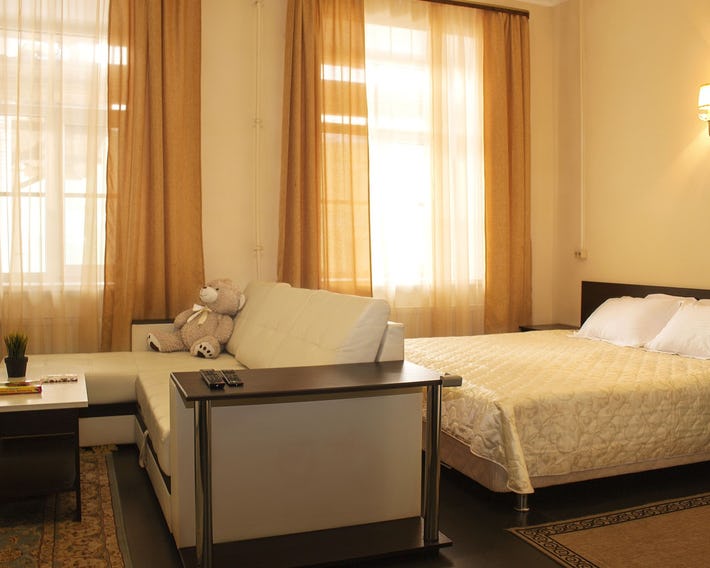 Yellow Hotel