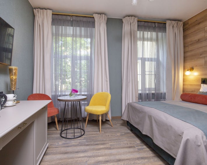 Meadow Hotel
