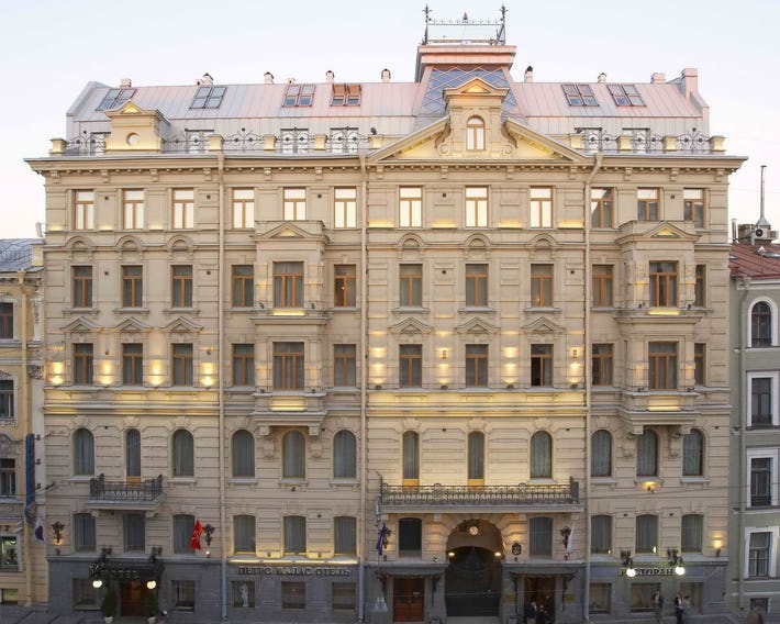 Petro Palace Hotel