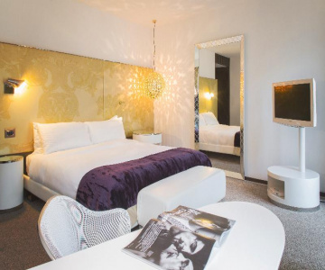 SO/ Saint Petersburg Hotel