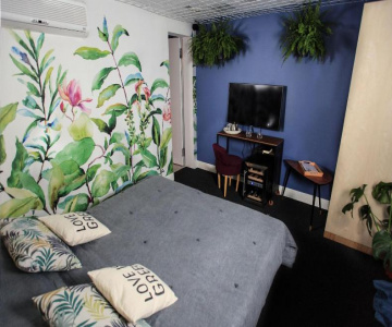 Botanist Hostel
