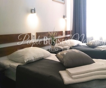 PEOPLE Business Novinsky Hotel