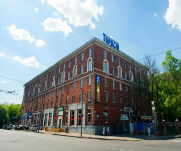 Tourist Hotel