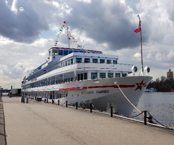 Hotel Flotel M.s. Radischev