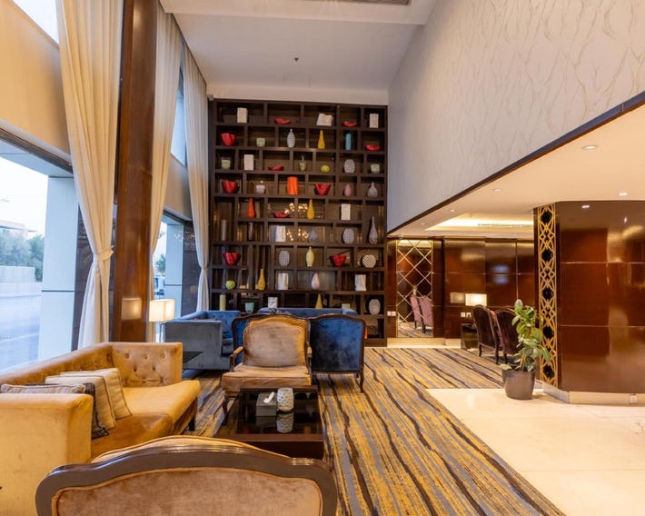 Al Muhaidb Residence Al Malaz 3 - Economic