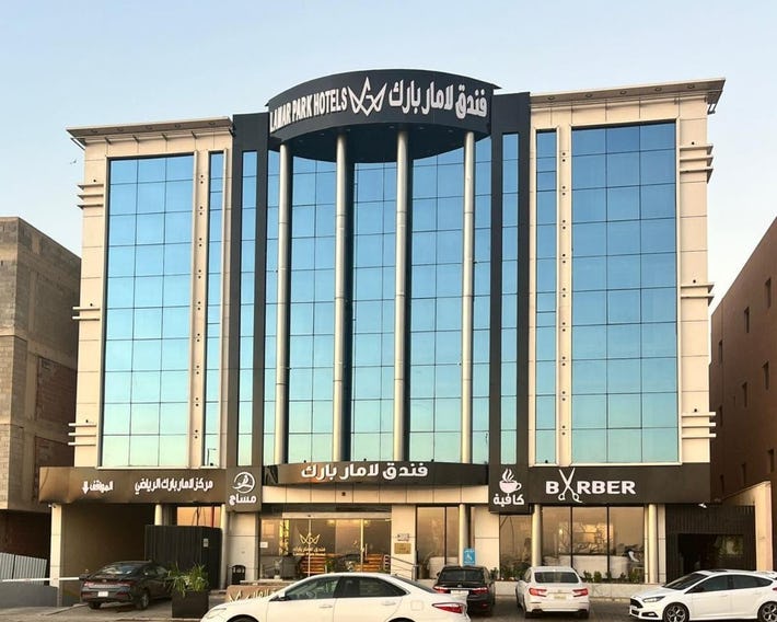 Laperla Hotel