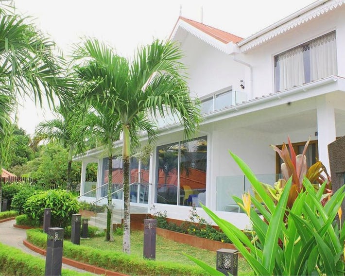 Le Relax Hotel and Restaurant
