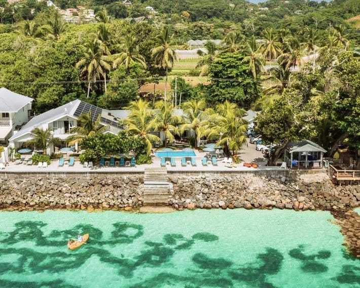Le Nautique Beachfront Apartments