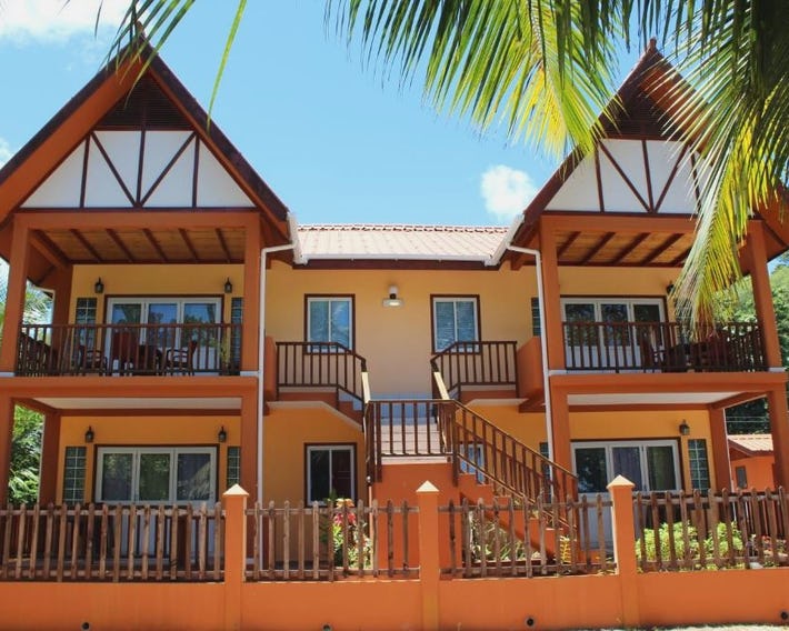 Green Blue Beach House