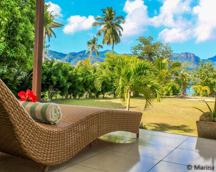 Surf Tropical Villa Takamaka