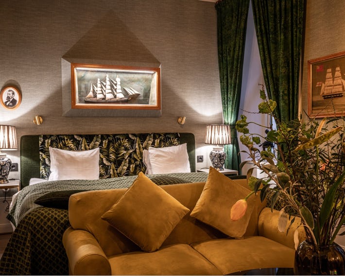 Victory Hotel