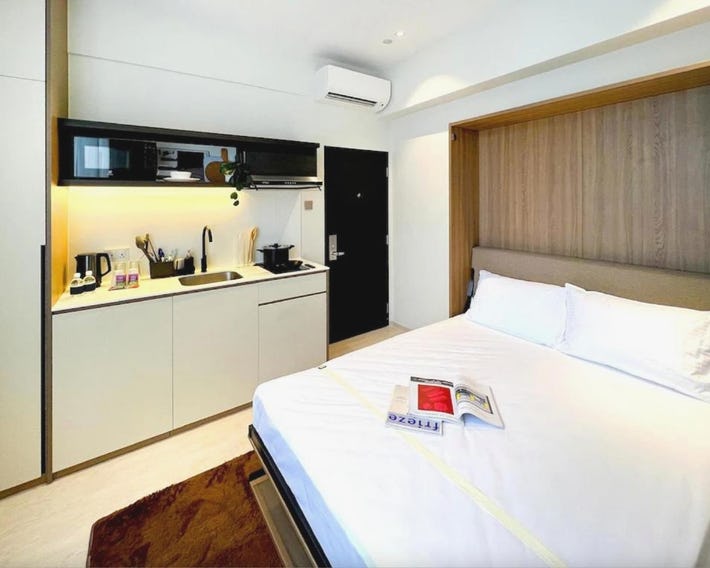 Hmlet Essentials Novena