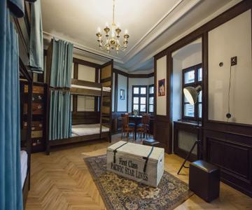 Zeitlos Boutique Hostel