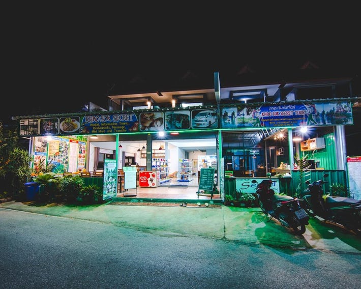 Khaosok Secret Hostel