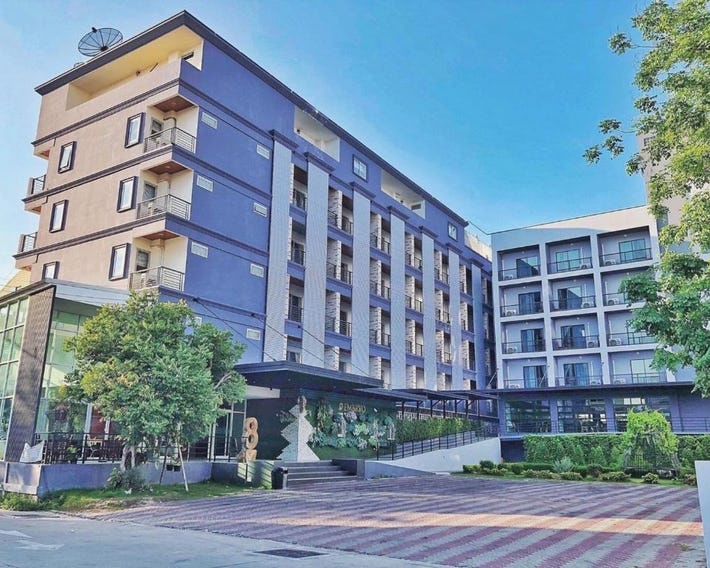 Embryo Hotel