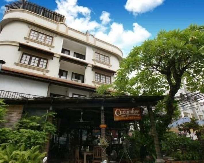 Cucumber Inn Suites