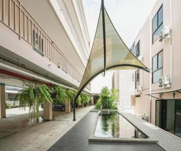 Sattahip 9 Boutique Hotel OYO Rooms