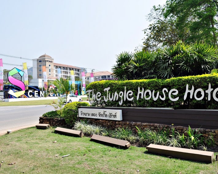 The Jungle House Hotel