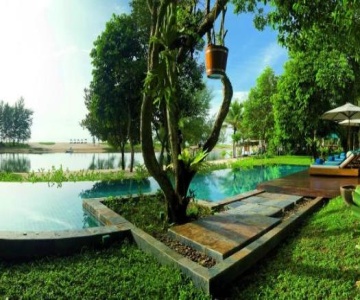 Wanakarn Beach Resort & Spa