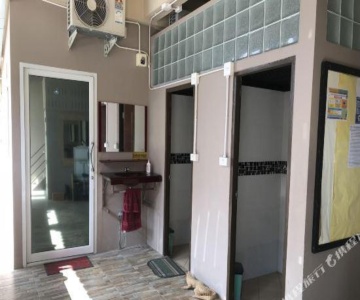 Eco Khaolak Accommodation Hotel