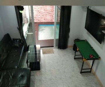 Sandy Beach Hostel