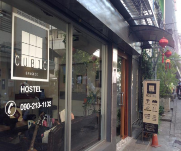 Cubic Bangkok Hostel