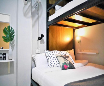 Ploen Bangkok Hostel