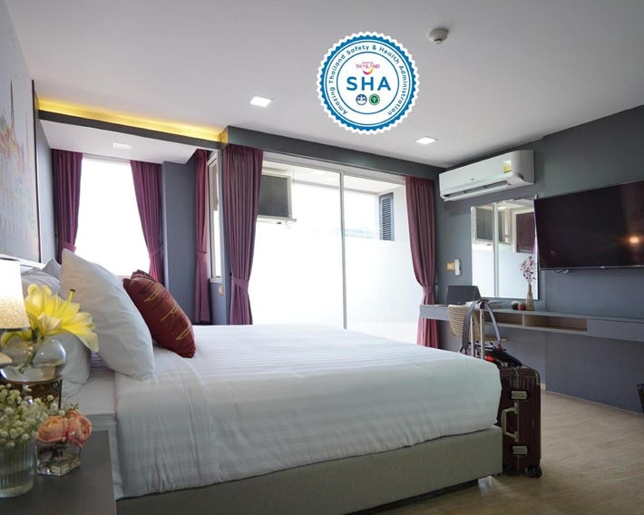 The Qube Fifty Hotel