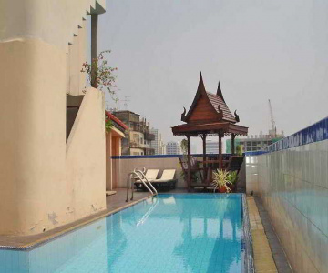 Sena Place