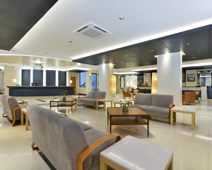 Royal View Resort