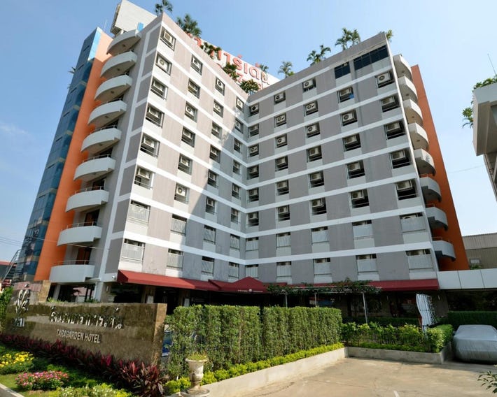 Grand Tara Garden Thai Hotel