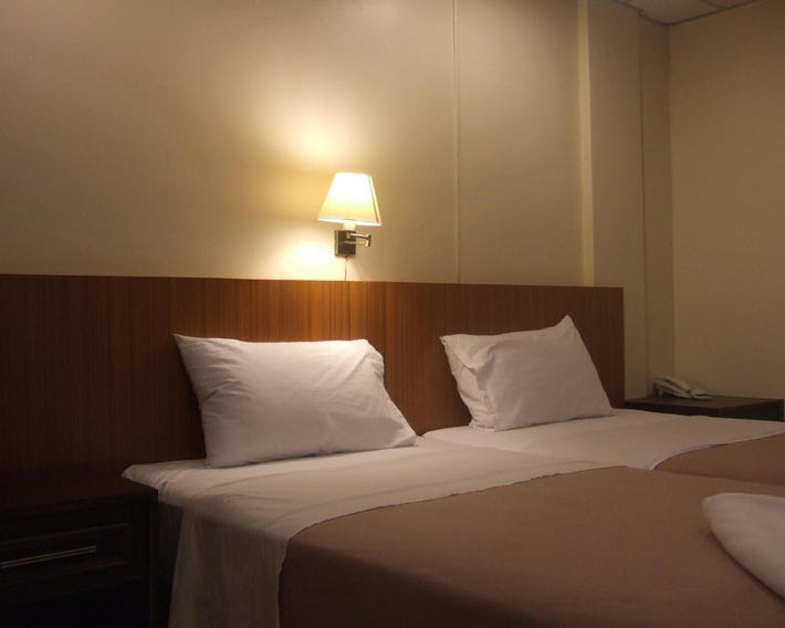 Lodge 61 Hotel