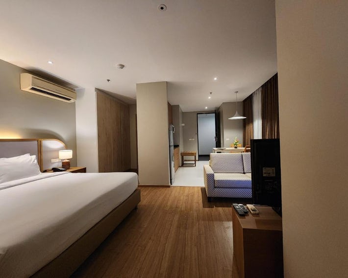 Brighton Hotel & Residence